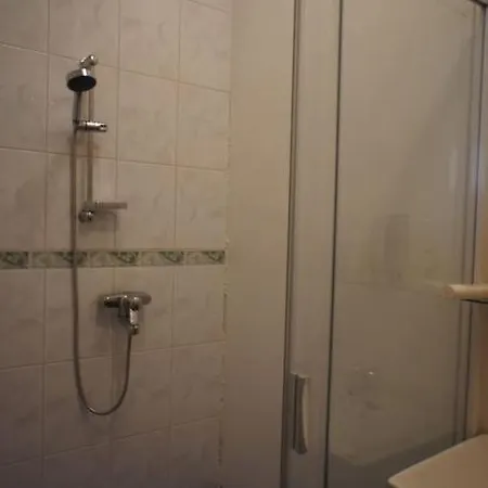 Private In Tallin, Pelguranna C Ταλίν